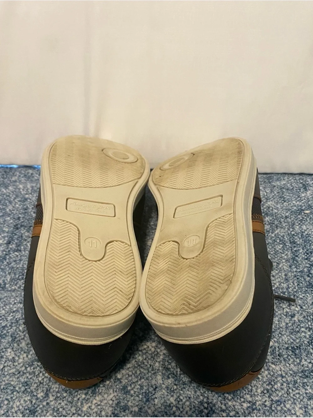 American Eagle Outfitters Dark Brown Sneakers with Tan Accents